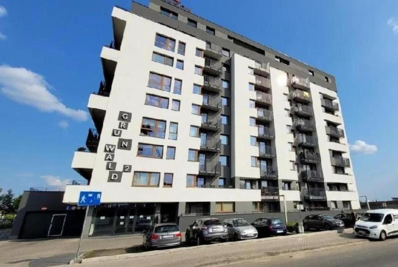 Gold Apart - Podziemny Garaz Blisko Stadionu I Lotniska - Wygoda, Styl I Komfort Πόζναν Εξωτερικό φωτογραφία